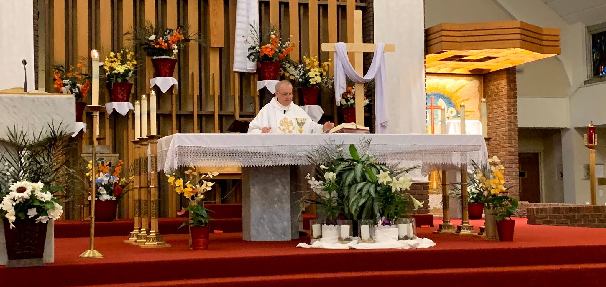 Fr. Liborio at the altar